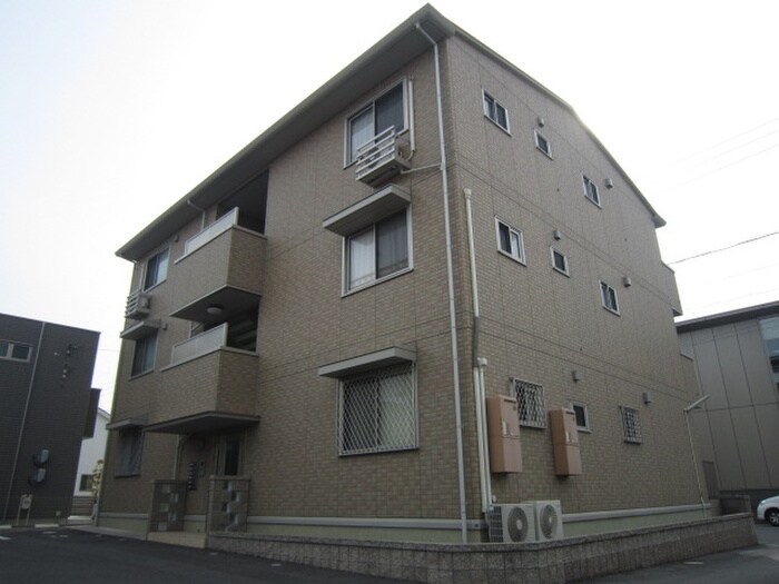 サニーハウスＭの物件外観写真