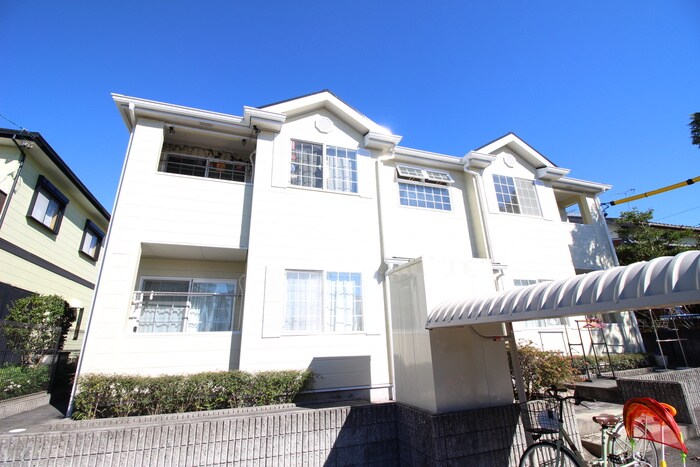 スプリングベルの物件外観写真