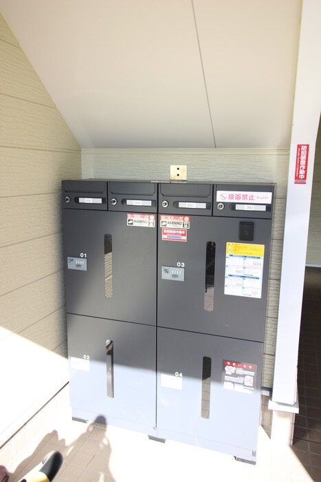 スプリングベルの物件外観写真