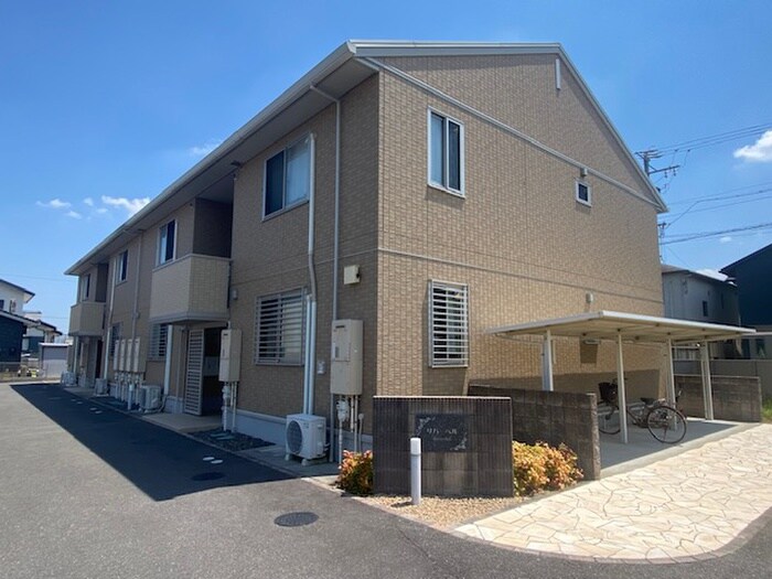 リバーベルの物件外観写真