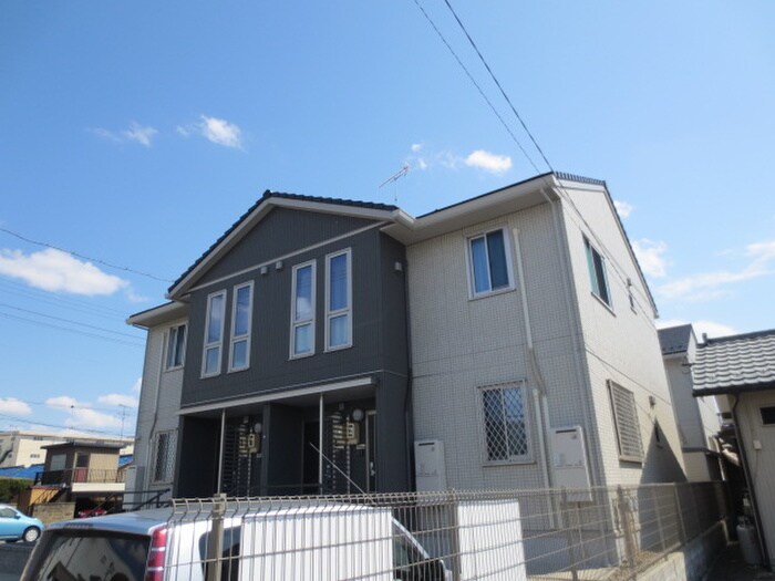 Ｄｅｐａｔｕｒｅ　Ａ棟の物件外観写真