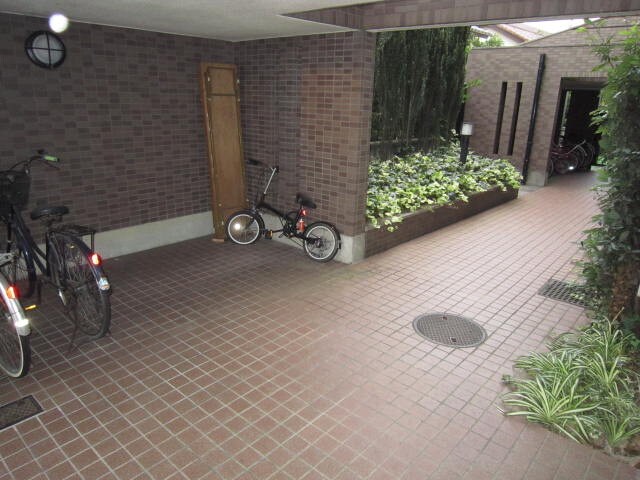 メゾンクレ－ルの物件外観写真