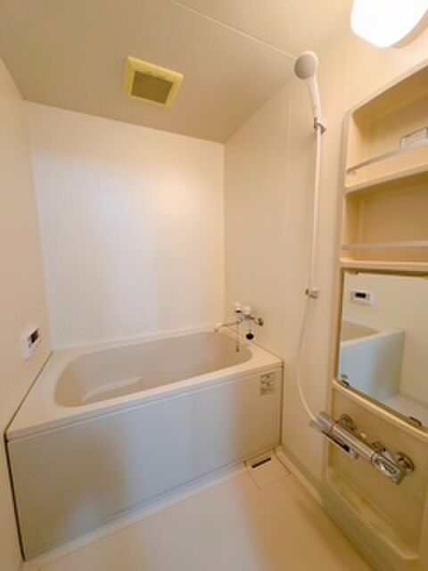 メゾンクレ－ルの物件内観写真