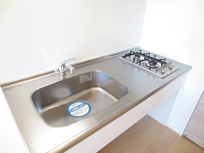 ラ・ヴィ・アン・ロ－ズの物件内観写真