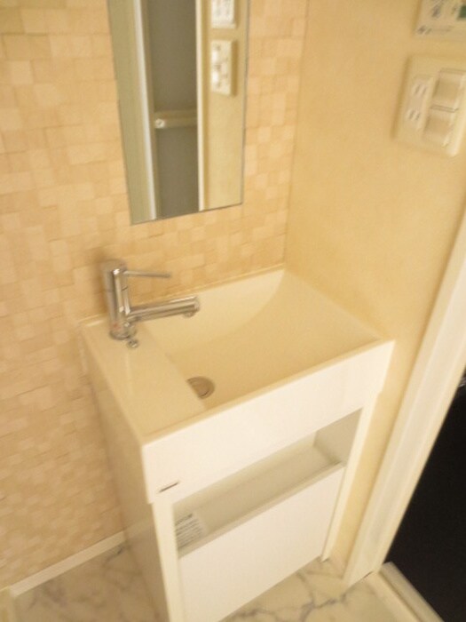 ラ・ヴィ・アン・ロ－ズの物件内観写真