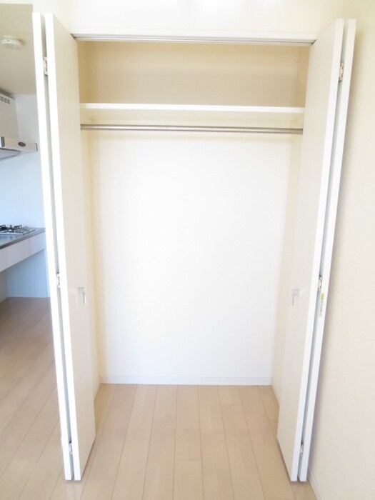 ラ・ヴィ・アン・ロ－ズの物件内観写真