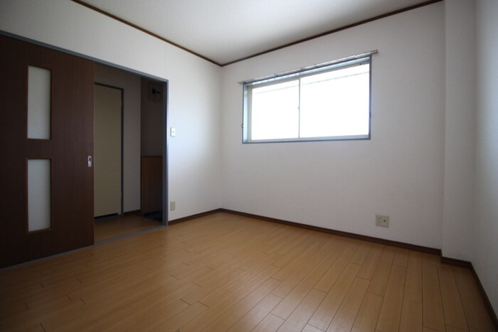 ＳｕｒｐｌｕｓⅢ宝Ｂの物件内観写真