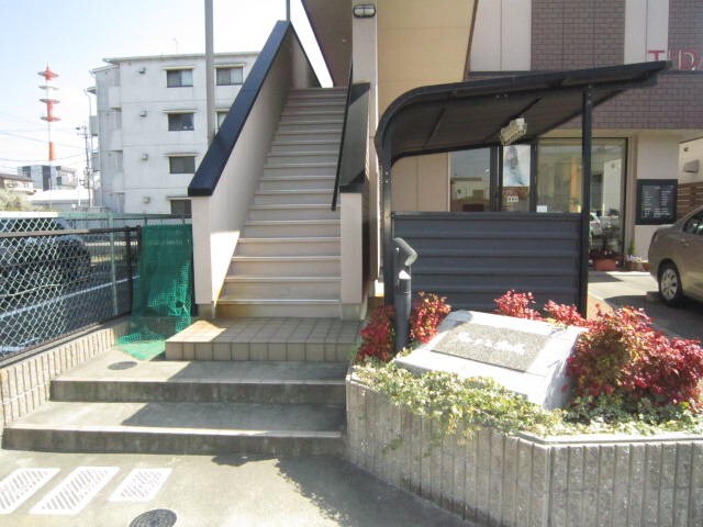 ラルジュ柳森の物件外観写真