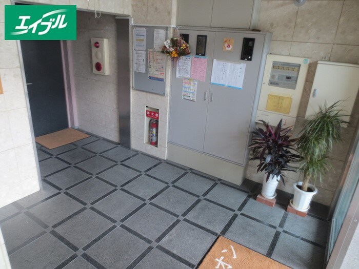 アビタシオン一番の物件外観写真