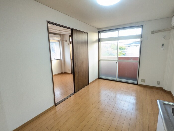 ディアウイングニシジマの物件内観写真