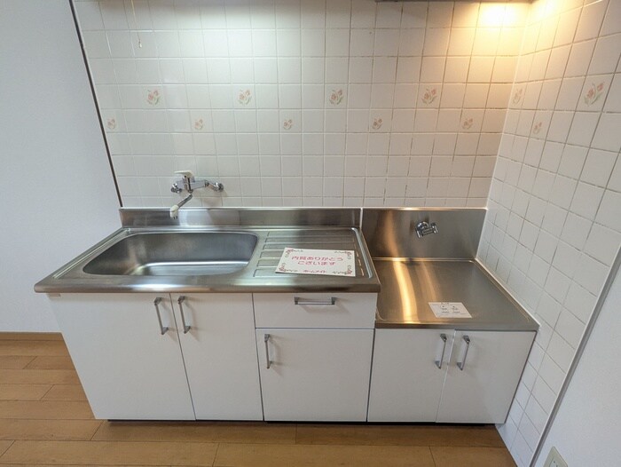 ディアウイングニシジマの物件内観写真