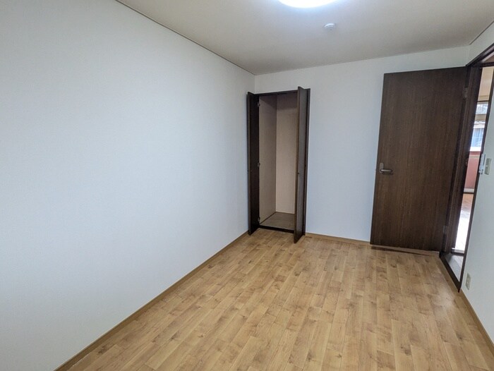 ディアウイングニシジマの物件内観写真