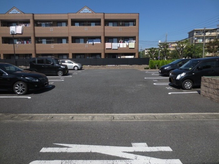 ラ・ウィンクルの物件外観写真