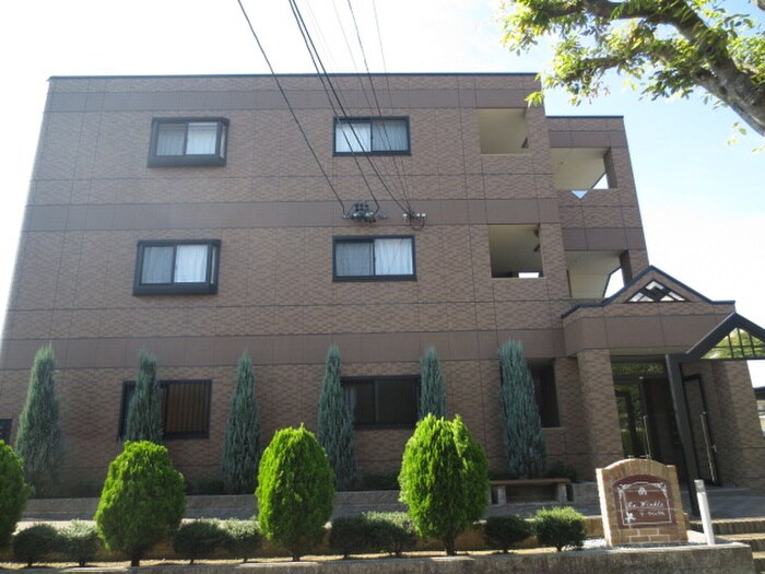 ラ・ウィンクルの物件外観写真