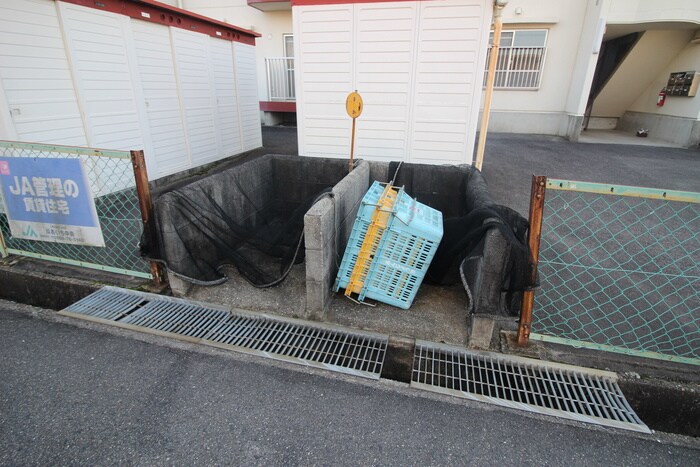 コーポ鳥山の物件外観写真