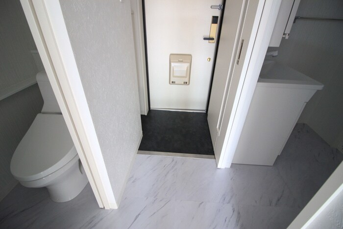 ボン・ヴィヴァン新清洲の物件内観写真