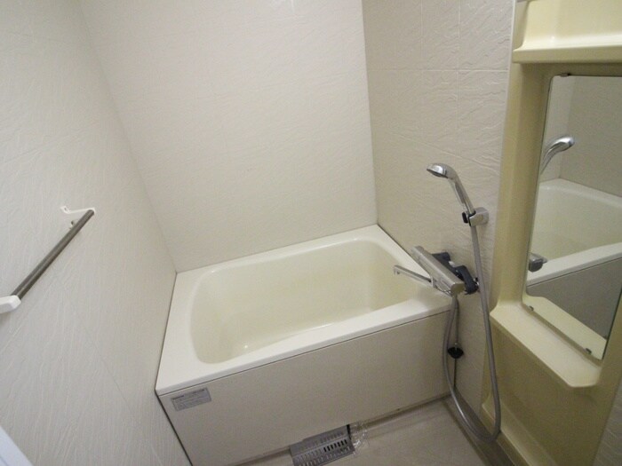 グランシャリオ名駅南の物件内観写真