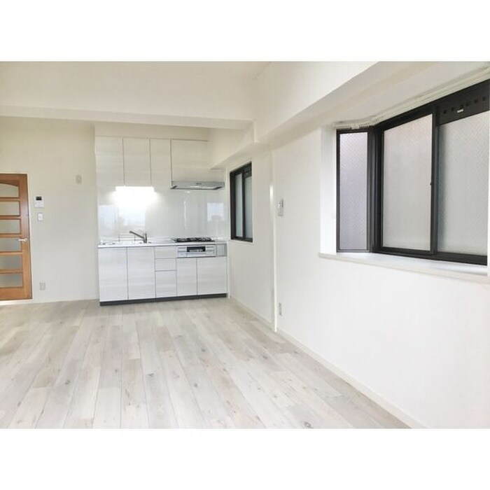 コ－ポラス小出の物件内観写真