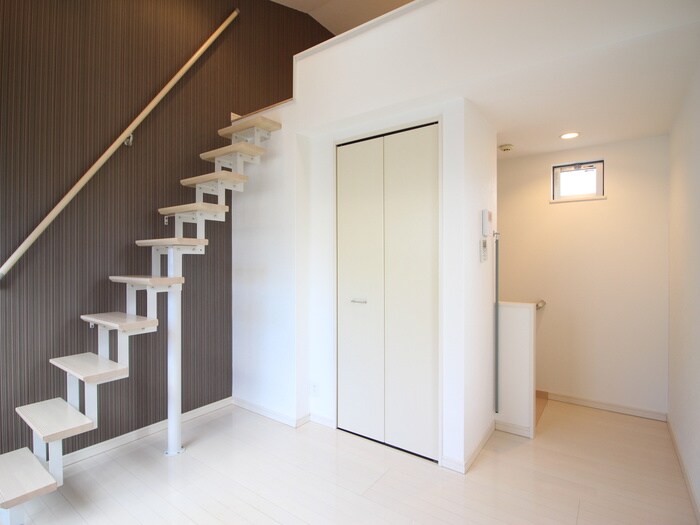 オーフォレストの物件内観写真