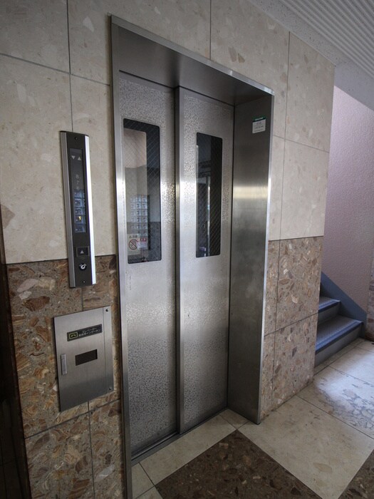 ＨＩＬＬＳ　２１の物件外観写真