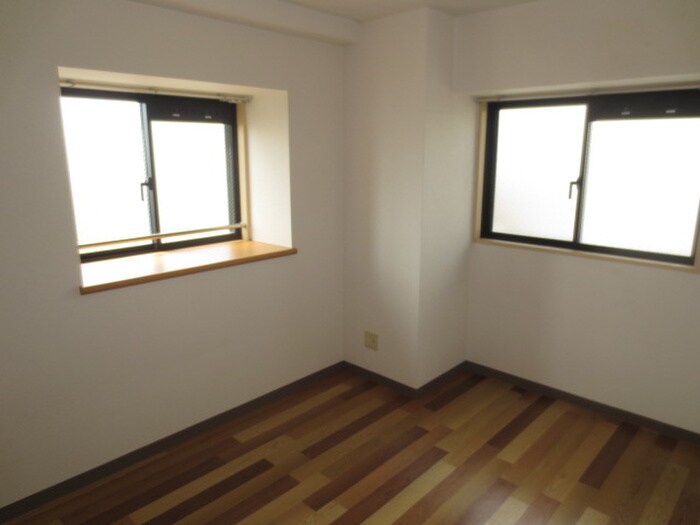 ＨＩＬＬＳ　２１の物件内観写真