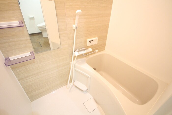 アースクエイク花塚の物件内観写真