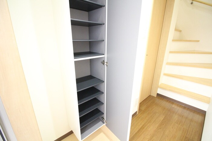 アースクエイク花塚の物件内観写真