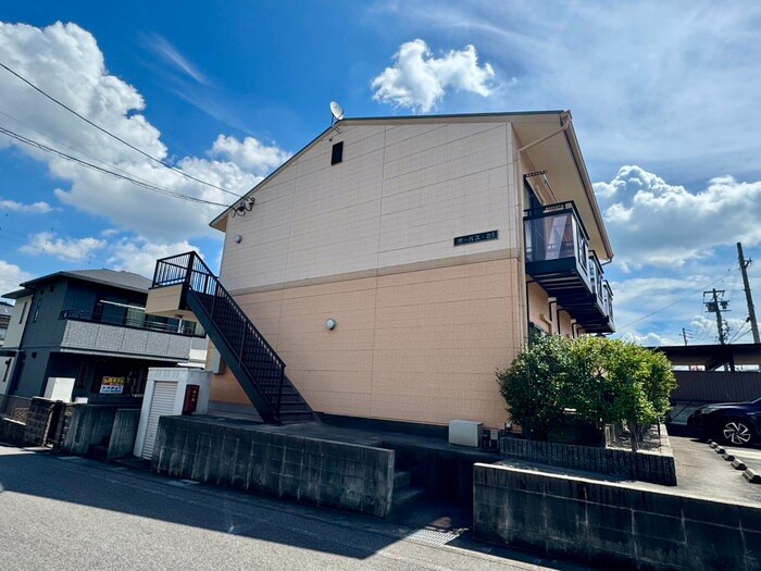 オーパス・２１の物件外観写真