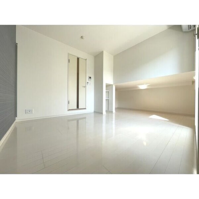 ロレイアムの物件内観写真