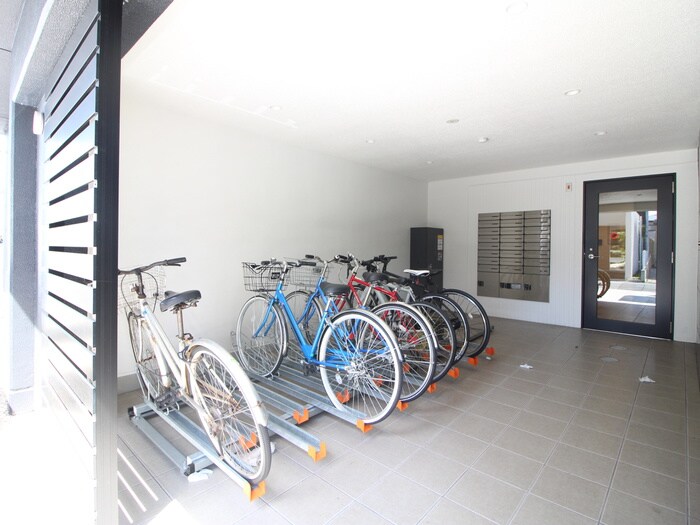 ＡＸＩＡ亀島の物件外観写真