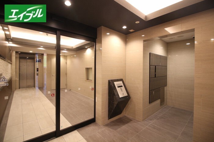 プレサンス広小路通パルスの物件外観写真