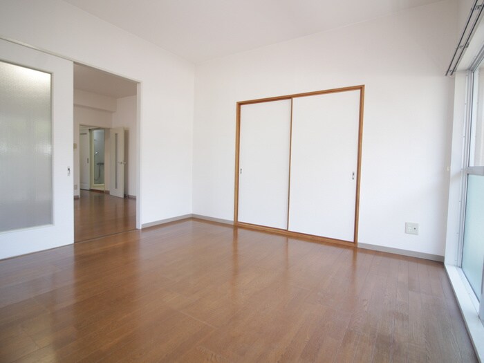 ファミ－ル一社の物件内観写真