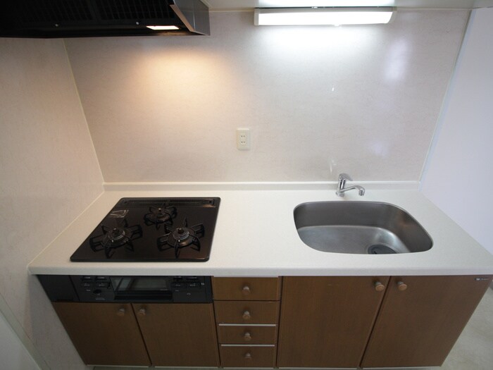 ファミ－ル一社の物件内観写真