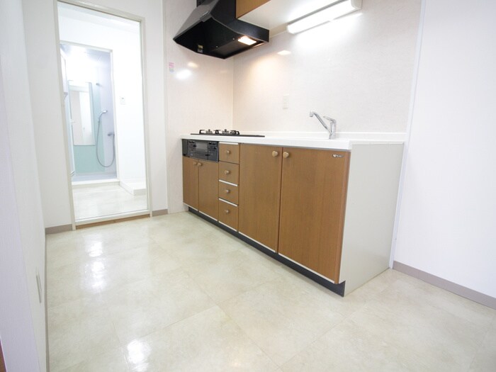 ファミ－ル一社の物件内観写真