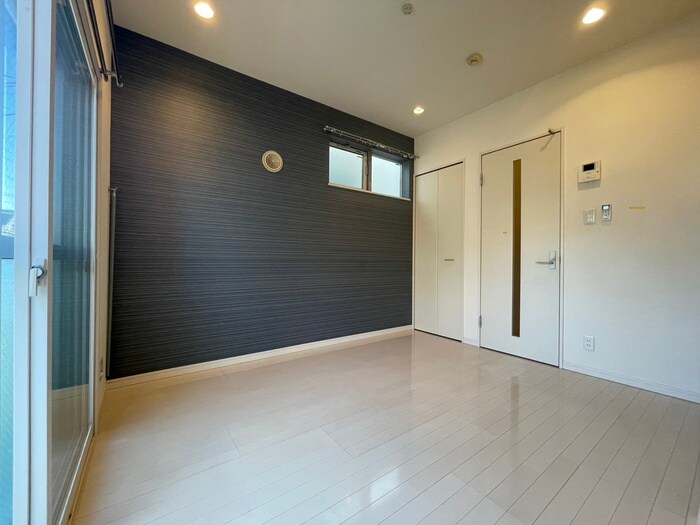 エムズガーデンの物件内観写真
