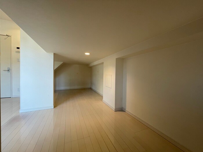 エムズガーデンの物件内観写真