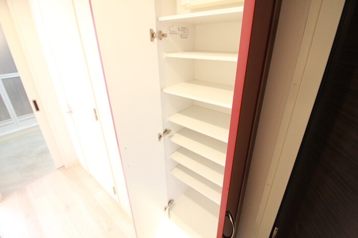 WELL COURT TENMAの物件内観写真