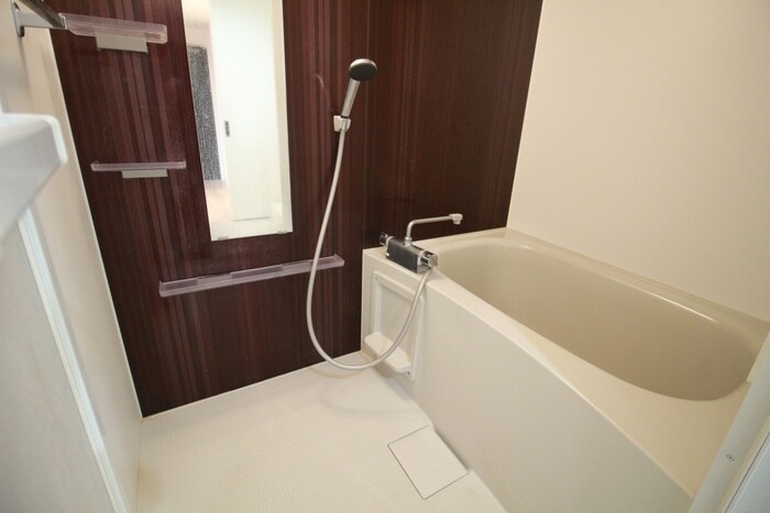 WELL COURT TENMAの物件内観写真