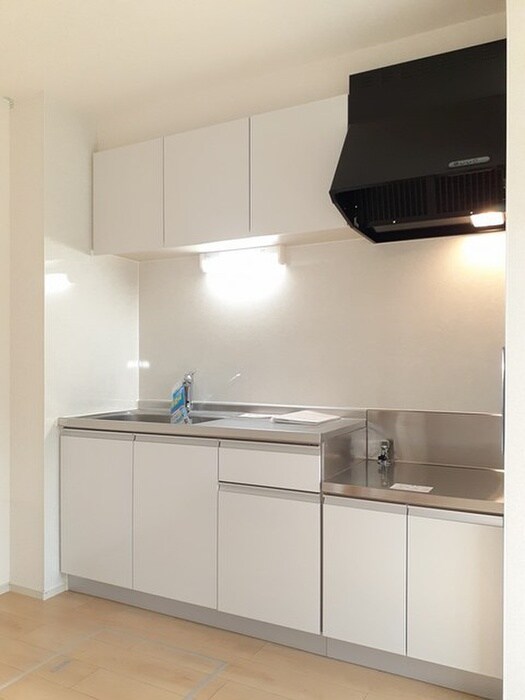 ファミーリャ　Ⅱの物件内観写真