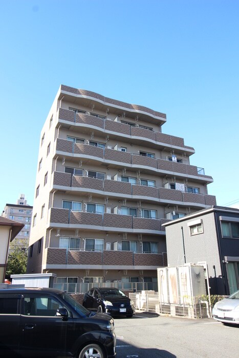 レジーナ鳥居松の物件外観写真