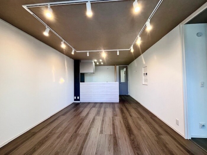 マリポーサ高畑Bの物件内観写真