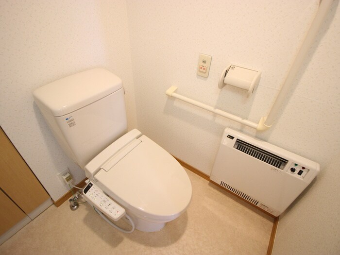 サンリット一番館の物件内観写真