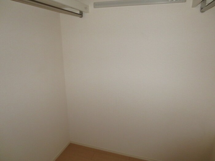 ドマ－ニの物件内観写真