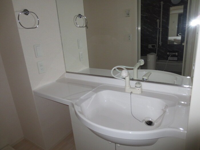 ドマ－ニの物件内観写真