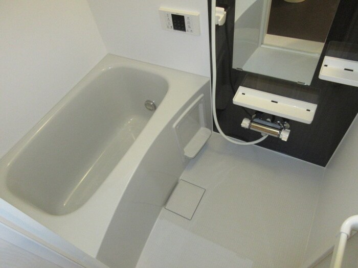 アドラブール新守山の物件内観写真