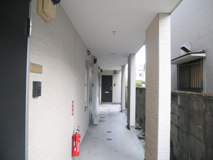 エステート亀島の物件外観写真