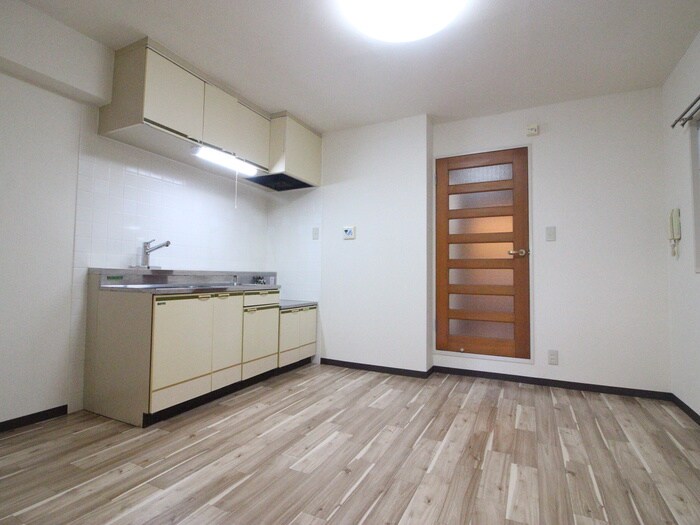 アーバンエコーズの物件内観写真