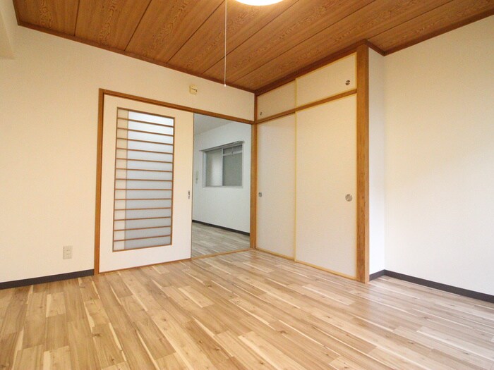 アーバンエコーズの物件内観写真