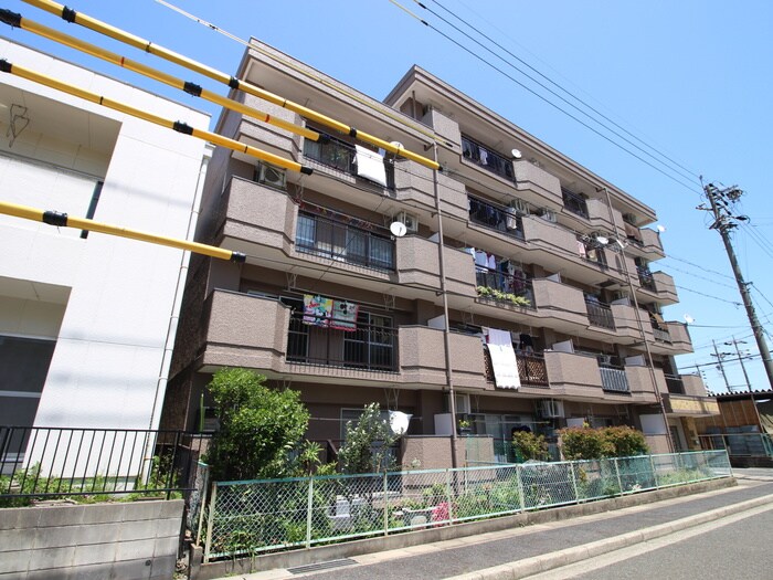 ユニ－ブル第二天白の物件外観写真