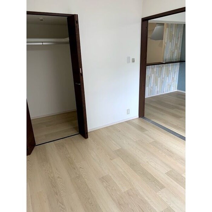 ユニ－ブル第二天白の物件内観写真